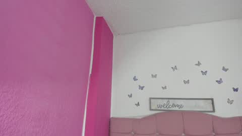 Snapshot of nina_cute06 chatting on 01-03-25, 01:27 Nina online show from 01-03-25, 01:27