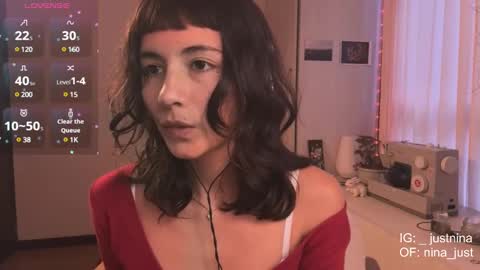 Nina.  online show from 03-10-25, 09:18