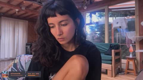 Nina.  online show from 09-27-25, 08:47