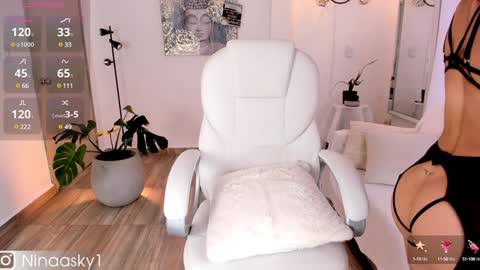    online show from 12-12-24, 12:44