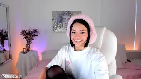    online show from 02-19-25, 12:33