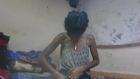 ninaeaa online show from 12-04-25, 03:27