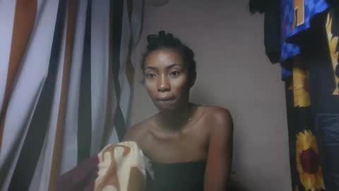 ninaeaa online show from 12-14-25, 02:50