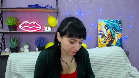 ninaflawlees online show from 01-21-25, 07:17