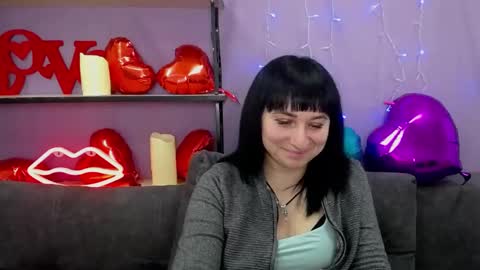 ninaflawlees online show from 03-01-25, 01:00