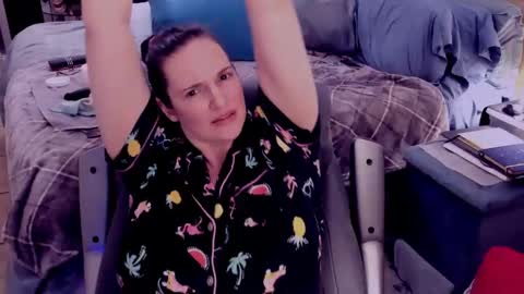 Snapshot of ninajaymes chatting on 12-18-24, 11:19 Nina Jaymes online show from 12-18-24, 11:19