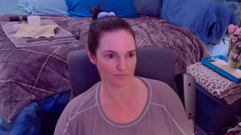 Snapshot of ninajaymes chatting on 09-19-25, 10:21 Nina Jaymes online show from 09-19-25, 10:21