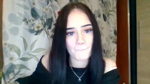 Nina online show from 12-15-25, 10:36