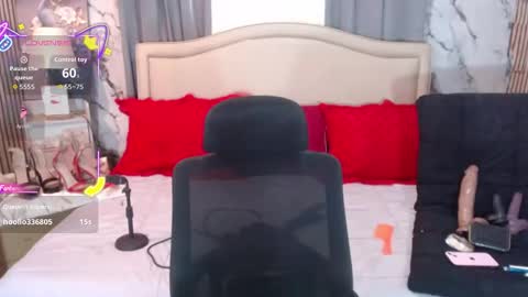 Snapshot of ninashoveltop chatting on 02-01-26, 03:27 ninarussell online show from 02-01-26, 03:27