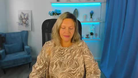 ninastarle online show from 09-10-25, 05:29