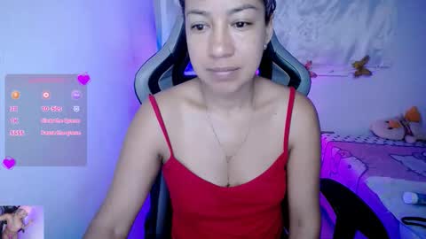 ninatinydoll1 online show from 11-24-25, 10:26