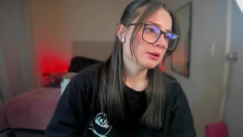 Snapshot of ninavolkov chatting on 01-30-25, 12:29 ninavolkov online show from 01-30-25, 12:29