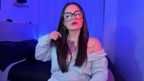 Snapshot of ninavolkov chatting on 09-10-25, 09:37 ninavolkov online show from 09-10-25, 09:37