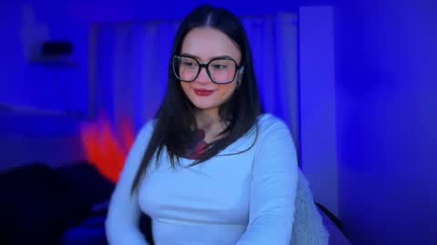 Snapshot of ninavolkov chatting on 09-11-25, 11:49 ninavolkov online show from 09-11-25, 11:49