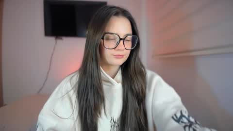 Snapshot of ninavolkov chatting on 02-24-26, 11:36 ninavolkov online show from 02-24-26, 11:36