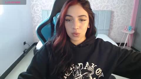 Snapshot of ninfa_ch chatting on 12-23-24, 11:25 Ninfa  online show from 12-23-24, 11:25