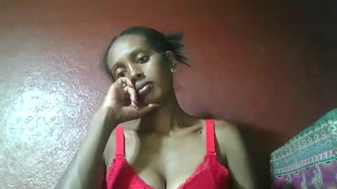 ninie246746 online show from 01-18-25, 06:10