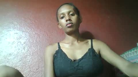 ninie246746 online show from 01-26-25, 08:46