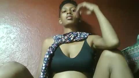 ninie246746 online show from 02-10-25, 09:04