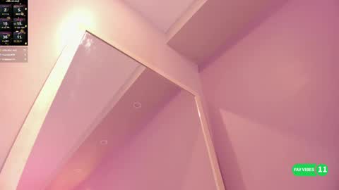 Ninna  online show from 09-16-25, 04:52