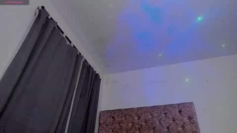 Ninon Beart online show from 11-15-25, 09:54