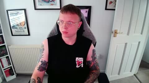 Snapshot of nlrb93 chatting on 09-21-25, 01:24 BNate93 online show from 09-21-25, 01:24