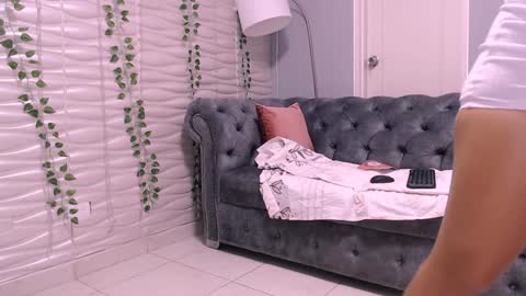 Snapshot of noacollins chatting on 12-11-24, 11:19 NOA COLLINS online show from 12-11-24, 11:19