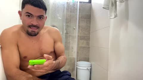 Snapshot of noah_3050 chatting on 10-31-25, 02:51 noah_3050 online show from 10-31-25, 02:51