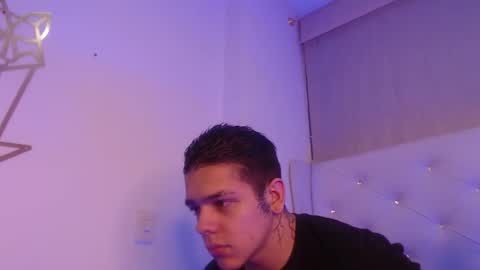 Zoe  online show from 01-15-26, 03:22