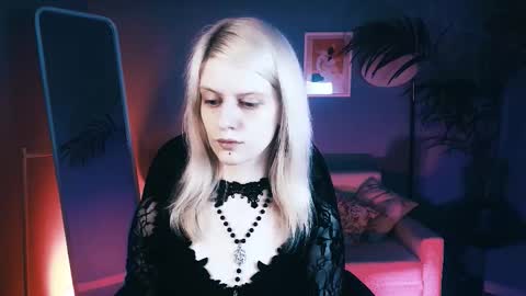 REAL name LiaDM are always open online show from 11-07-25, 07:30