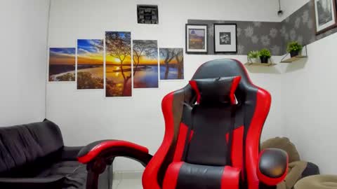 noah_flynn1 online show from 10-07-25, 06:43