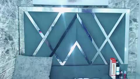 Noah online show from 10-28-25, 02:20