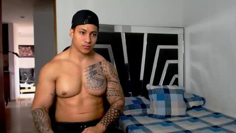 Noah Harris01 online show from 11-17-25, 12:11