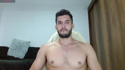 Snapshot of noah_jhonsonn chatting on 02-24-25, 05:20 Noah online show from 02-24-25, 05:20