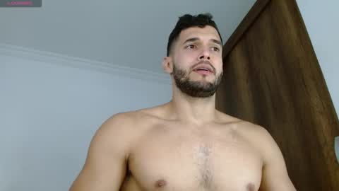 Snapshot of noah_jhonsonn chatting on 10-15-25, 03:56 Noah online show from 10-15-25, 03:56