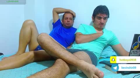 noah_meyer_ online show from 11-06-25, 02:23