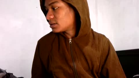 Snapshot of noah_miller7 chatting on 10-14-25, 04:02 Noah Millers online show from 10-14-25, 04:02