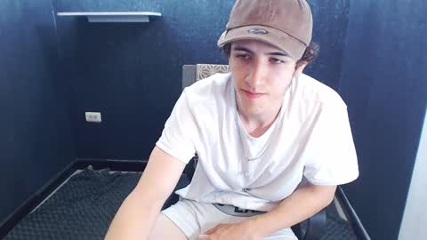 noah_sokolov online show from 11-25-25, 07:47