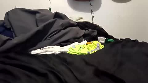 Noah Wesley online show from 12-04-24, 12:41