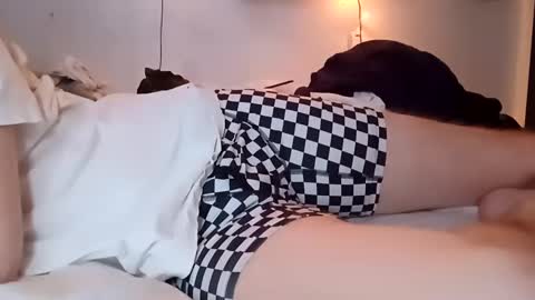 Noah Wesley online show from 01-10-25, 03:06