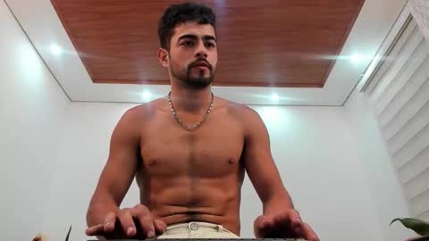 LIAM- noah online show from 09-26-25, 09:35