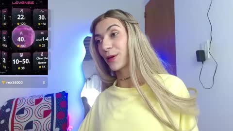 Snapshot of noahfox_12 chatting on 09-29-25, 03:39 Noah fox online show from 09-29-25, 03:39