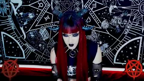 caroline online show from 01-25-25, 07:06