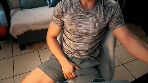 nobudget06 online show from 11-04-25, 02:27