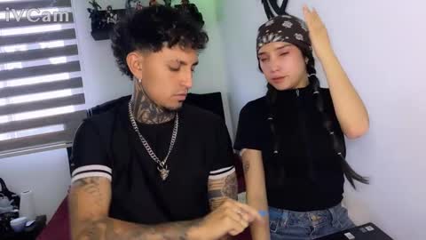 Snapshot of nocturnallovers_ss chatting on 11-22-25, 10:31 Jean Y Isa online show from 11-22-25, 10:31