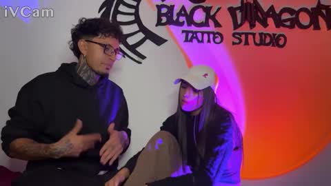 Snapshot of nocturnallovers_ss chatting on 12-14-25, 04:51 Jean Y Isa online show from 12-14-25, 04:51