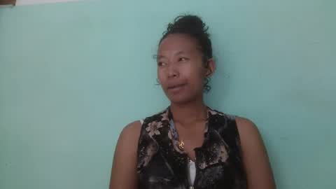 noellah online show from 03-06-25, 05:24