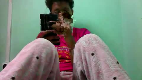 noellah online show from 09-10-25, 07:03