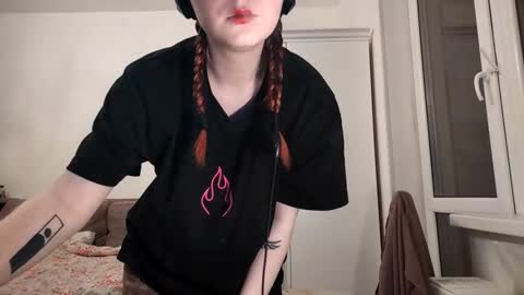 Lisa online show from 02-24-26, 07:34