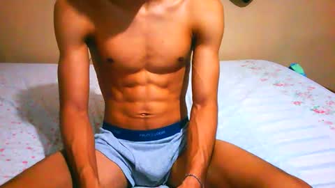 Snapshot of nofacebaby_ chatting on 11-12-25, 03:01 nofacebaby_ online show from 11-12-25, 03:01